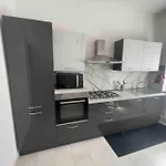Appartement Con Ampio Balcone *