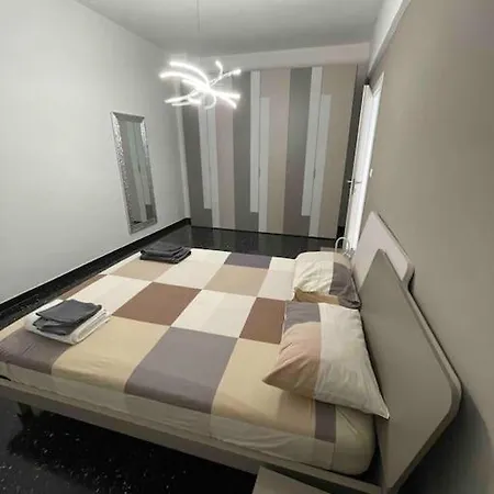 Apartman Con Ampio Balcone