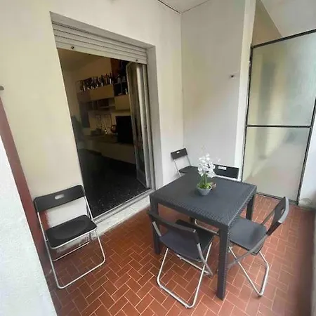 Con Ampio Balcone Apartamento Génova