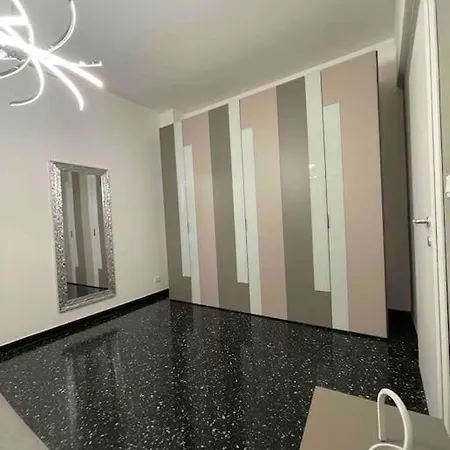 Con Ampio Balcone Apartament *